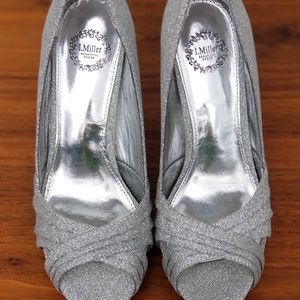 I.Miller Silver Stiletto Pump Size 6.5 NWOB